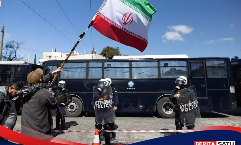 Tersinggung Ancaman Trump, Iran Walk Out dari Perundingan di Swiss