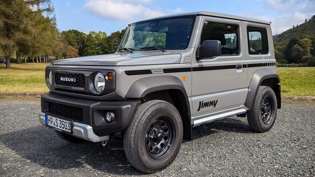Saat SUV Lain Meninggalkan Rangka Tangga, Inilah Alasan Suzuki Jimny Tetap Dipercaya