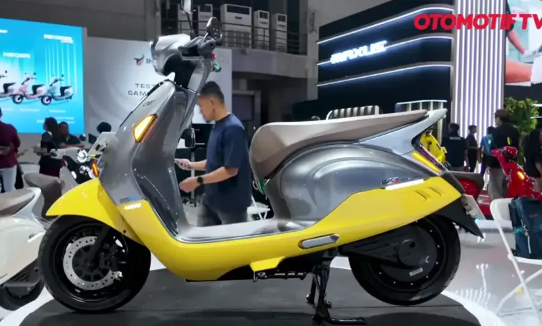 Modal Cas Rp2.000 Bisa Keliling Jakarta 70 Km, Indomobil eMotor Quty Menggoda Anak Muda Skena