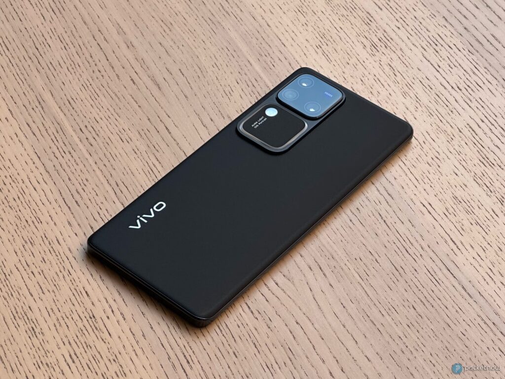 Vivo V30 Pro Masih Layak Diincar Di 2026, Kencang, 5G, Dan Harganya Tak Menggoda Hati Saja