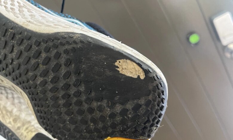 Outsole Sepatu Lari Cepat Gundul? 7 Kebiasaan Sepele Ini Bisa Bikin Jauh Lebih Awet