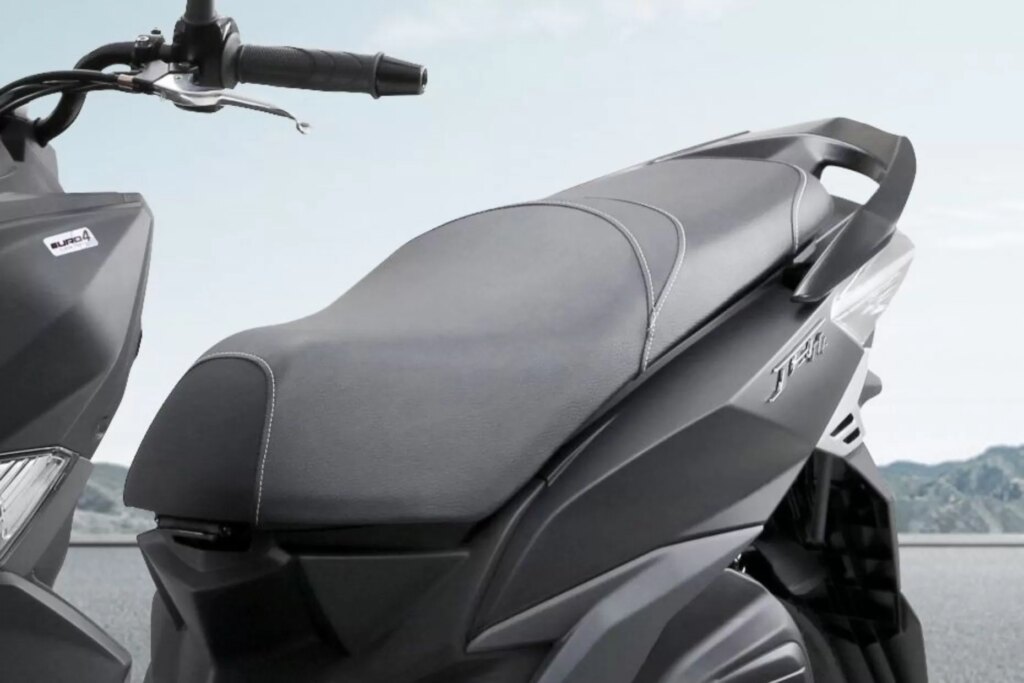 Yamaha RS NEO Lebih Ringan dan Irit, SYM JET SR Menang Tenaga dan Tampilan Sporty