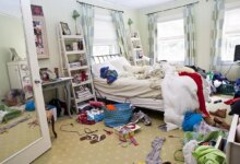 Bukan Karena Malas, 5 Alasan Ini Bikin Kamar Anak Kos Cepat Berantakan
