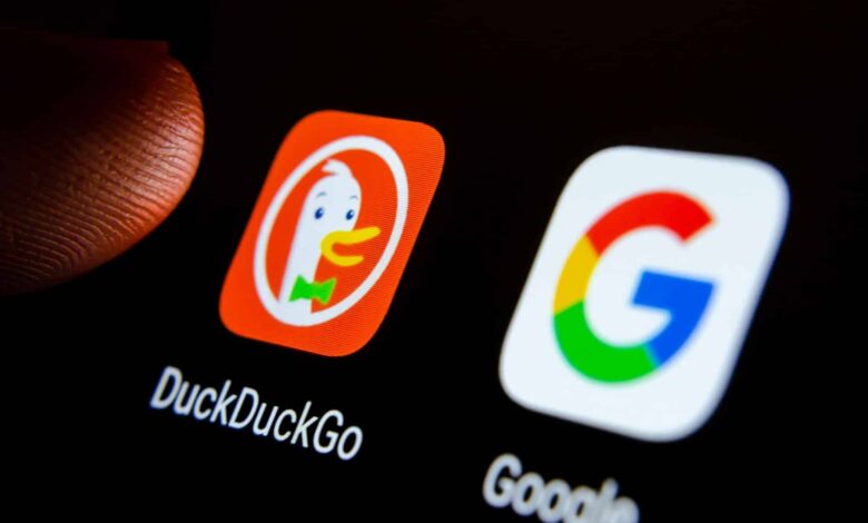 Google Malah Mengarahkan Pengguna ke DuckDuckGo, Tanda Pencarian AI Mulai Ditolak