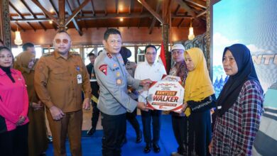 Kapolda Jateng Pimpin Bakti Kesehatan di Tegal, 975 Warga Nikmati Layanan Gratis