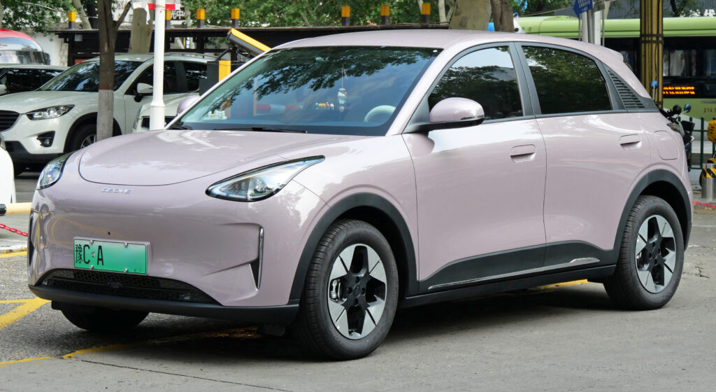 Geely EX2 Tawarkan Value Lebih, Mobil Listrik Pertama yang Irit dan Lengkap