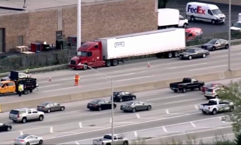 Aksi Brake Checking Berujung Fatal, Suburban Hampir Tersapu Semi