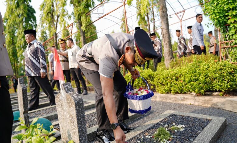 Di TMP Giri Tunggal, Polda Jateng Teguhkan Amanat Pengabdian untuk Masyarakat