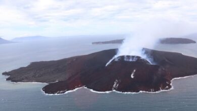 Gunung Anak Krakatau Kian Aktif, Nelayan Dan Wisatawan Diminta Menjauh