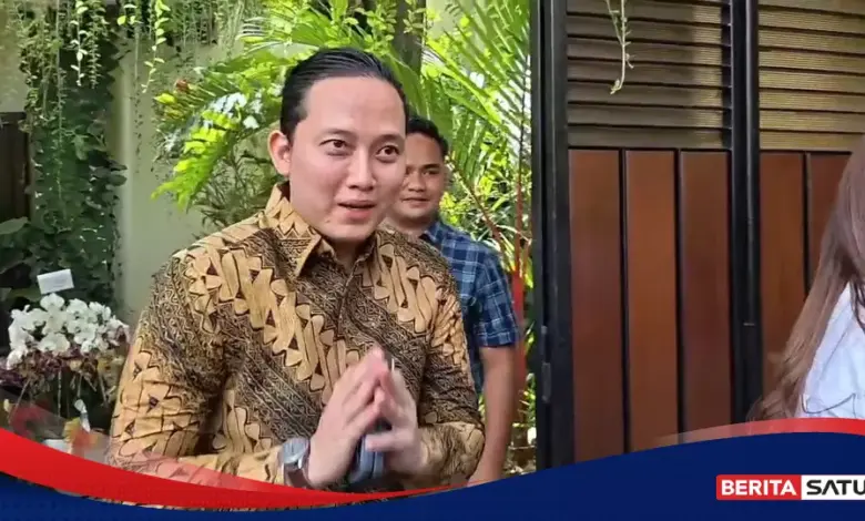 Sespri Prabowo Temui Jokowi Di Solo, Silaturahmi Dan Undangan Pernikahan Terungkap