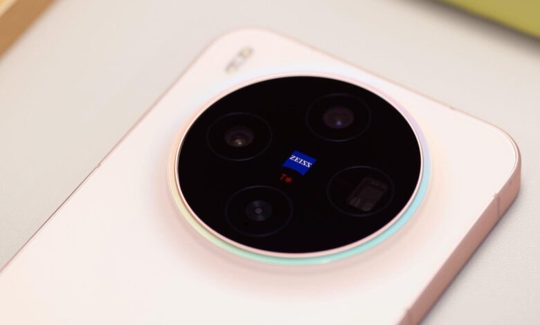 Vivo X500 Pro Mini Makin Menggoda, Kamera Periskop 85mm dan Dimensity 9600 Pro Bocor Lagi