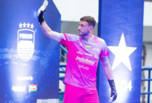Persib Berpisah Dengan Adam Przybek, Sinyal Perombakan Jelang Musim Baru