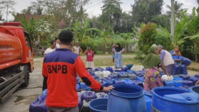 Kemarau Mulai Menggigit di Jateng, BPBD Salurkan 654 Ribu Liter Air Bersih ke 4.808 KK