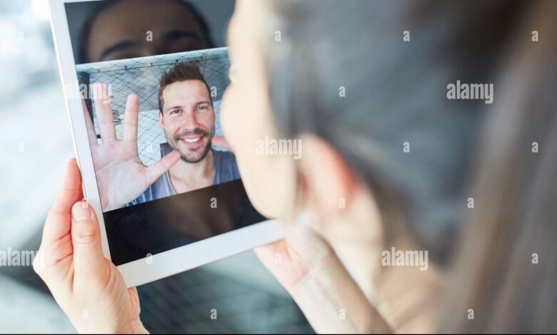 3 Tips Biar LDR Tak Cuma Bertahan, Tapi Juga Makin Dekat dan Sehat