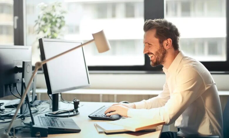 PC Sering Freeze Saat Kerja Penting? Hindari Restart Paksa, Ini 5 Langkah Profesionalnya
