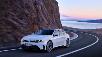 BMW i3 50 xDrive First Edition Sudah Bisa Dipesan, Jarak 906 Km Jadi Pukulan Telak Rival EV