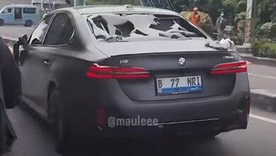 BMW Listrik Diamuk Massa, Pelajaran Paling Mahal Saat Pengemudi Diduga Kabur Usai Menabrak