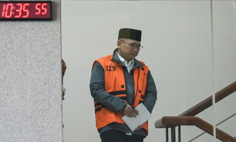 Istri Buka Suara Usai KPK Bantarkan Yaqut, Soroti Kondisi Sakit dan Langkah Cepat Tim Medis