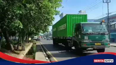 Rupiah Melemah, Ongkos Truk Logistik Naik Hingga 10 Persen