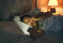 6 Kebiasaan Sepele yang Diam-Diam Bikin Tidur Tak Nyenyak Sepanjang Malam
