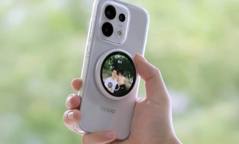 Bocoran Oppo Reno 16 Global, Aksesori Magnetik Ini Bisa Ubah Cara Selfie Pakai Kamera Utama
