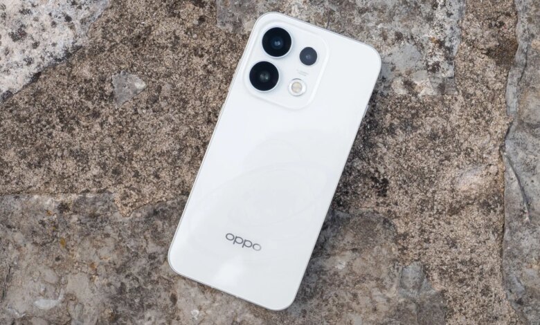 Oppo Reno16 Pro Datang dengan Bodi Lebih Ringkas, Tapi Kamera 200MP dan 144Hz Tetap Utuh