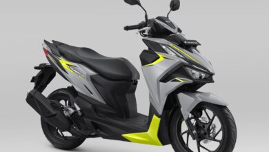 Bagasi Vario Evo 160 Ternyata Tetap Muat Helm Half Face, Dek Ratanya Jadi Penyelamat
