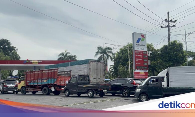 Antrean Solar Mengular di Jatim, Organda Ungkap Kuota Turun Jadi Biang Kelangkaan