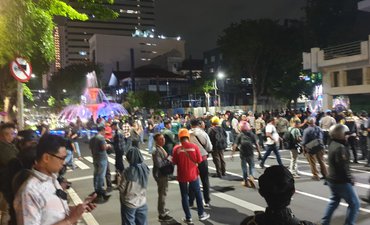 Grahadi Rusak Usai Demo #IndonesiaSekarat, Pemprov Jatim Sebut Kerugian Bagi Warga