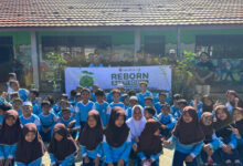 Jhonlin Group dan REBORN Turun ke Sekolah, Siswa Belajar Peduli Lingkungan Lewat Aksi Nyata