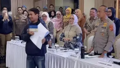 Dedi Mulyadi Serahkan Rp250 Juta kepada Korban Penyekapan YTR, Hadiah Sayembara yang Beralih Makna
