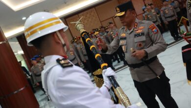 Jelang Hari Bhayangkara Ke-80, Polda Jatim Teguhkan Tribrata Dan Pataka Tan Hana Dharma Mangrwa