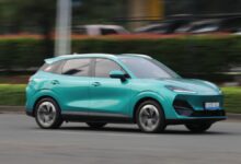 Lepas E4 Meluncur, Mobil Listrik Urban Dengan Jarak Tempuh 500 Km Dan Fast Charging 22 Menit