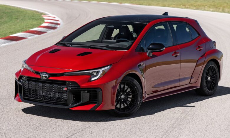 Toyota GR Corolla 2026 Hadir Lebih Tajam, Tapi Kabin Sempitnya Tetap Jadi Harga yang Dibayar
