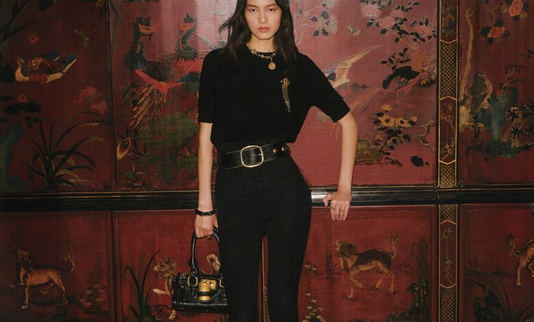 7 Ide OOTD Ala Ter Chantavit Dengan Atasan Putih, Simpel Tapi Tetap Bikin Standout
