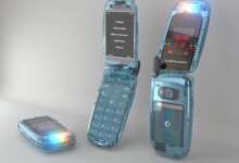 Commodore Putar Arah, Ponsel Flip Y2K Callback 8020 Kini Lebih Masuk Akal Jelang Pre-Order
