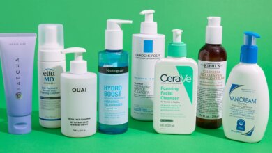 4 Rekomendasi Exfoliating Cleanser Lokal, Wajah Bersih Maksimal Tanpa Rasa Ketarik