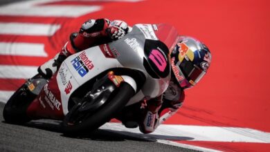 Sempat Memimpin di Assen, Veda Ega Pratama Tersungkur Akibat Highside di Lap 8