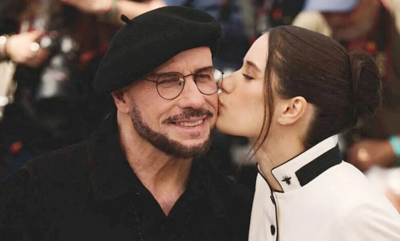 John Travolta dan Ella Bleu, Ikatan Ayah-Anak di Tengah Duka yang Mengubah Hidupnya