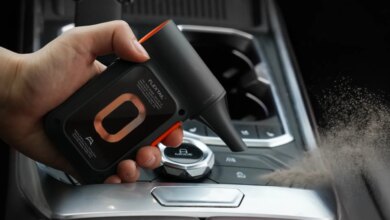 Flextail Blast Air, Blower Kompak Dengan Qi Charging Yang Siap Menantang Pembersih Portabel Lain
