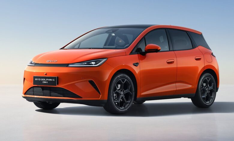 Mitsubishi Gandeng Foxconn untuk Hatchback Listrik Baru, BYD Dolphin dan MG4 EV Patut Waspada