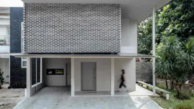 7 Desain Fasad Rumah dengan Roster, Trik Simpel agar Rumah Lebih Sejuk Tanpa Terasa Terbuka