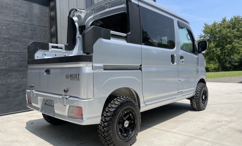 Daihatsu Kei Van Ini Ternyata Juga Pikap Crew-Cab, Bed-Nya Cuma 34 Inci