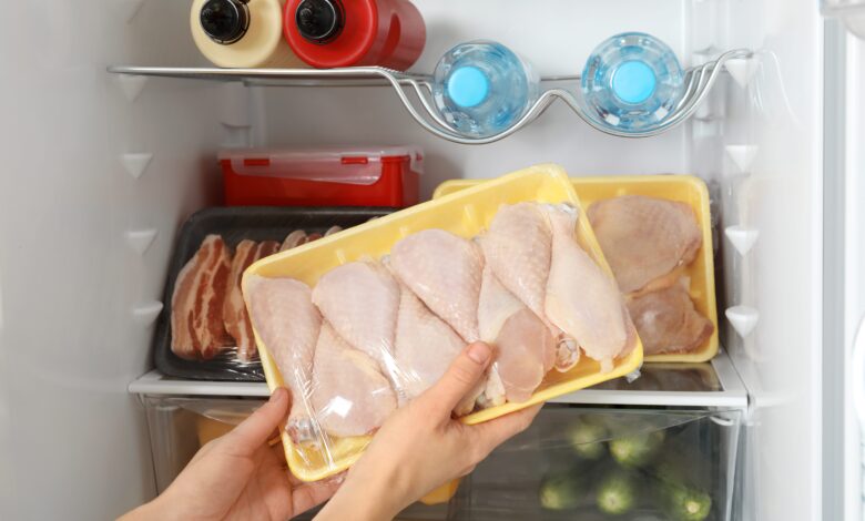 Ayam Sudah Masuk Kulkas Tapi Tetap Busuk, 4 Penyebabnya Sering Terlewat