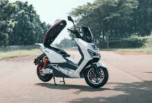 Motor Listrik Rp18,8 Juta Ini Tembus 135 Km, Desainnya Manis Fiturnya Tidak Main-Main