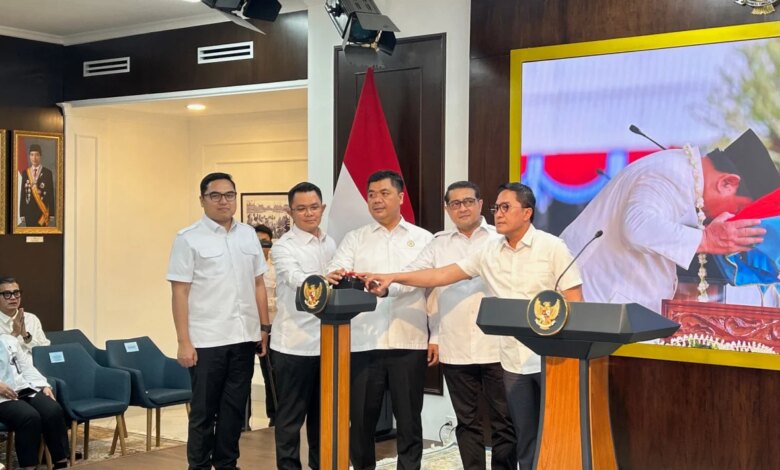 Istana Pilih Logo HUT RI Karya Fajar Novario Asal Padang, Ini Fakta Kemenangannya