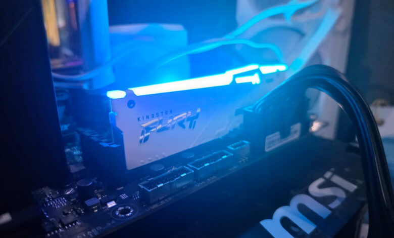 Nyobain Kingston Fury Beast RGB DDR5, Performa Kencang dengan Estetika Putih yang Rapih