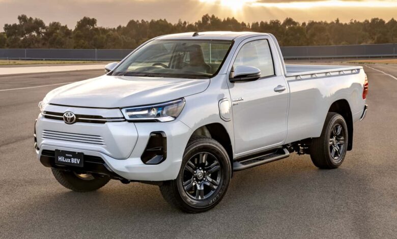 Toyota Perluas Elektrifikasi Ke Pikap, Hilux Battery EV Tembus Rp1,019 Miliar